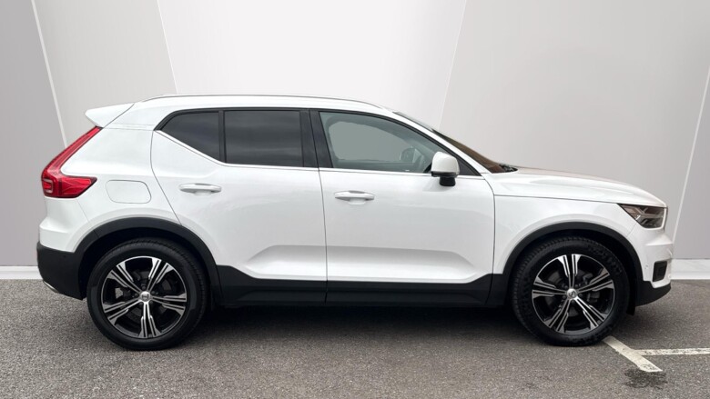 Volvo Xc40 2.0 T4 Inscription Pro 5dr AWD Geartronic Petrol Estate